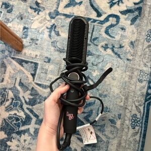 Lange Black Hair Straightening Brush